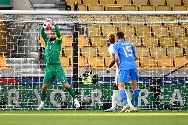 Photo LaPresse - Fabio Ferrari June, 11 2022 Wolverhampton, United Kingdom soccer England vs Italy - Uefa Nations League - Group C 3 6 - Molineux Stadium. In the pic:Gianluigi Donnarumma (Italy)  Copyright: xFabioxFerrari LaPressex