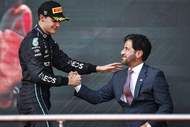RUSSELL George (gbr), Mercedes AMG F1 Team W13, portrait BEN SULAYEM Mohammed (uae), President of the FIA, portrait podium during the Formula 1 Azerbaijan Grand Prix 2022, 8th round of the 2022 FIA Formula One World Championship, WM, Weltmeisterschaft on the Baku City Circuit, from June 10 to 12, 2022 in Baku, Azerbaijan - F1 - AZERBAIJAN GRAND PRIX 2022 - RACE DPPI Panoramic  00122021__R5_0250