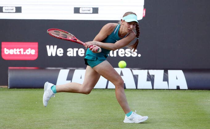 Tamara Korpatsch GER single image crop action tennis bett1 open WTA 500 tournament on grass women season 2021 2022 13 06 2022