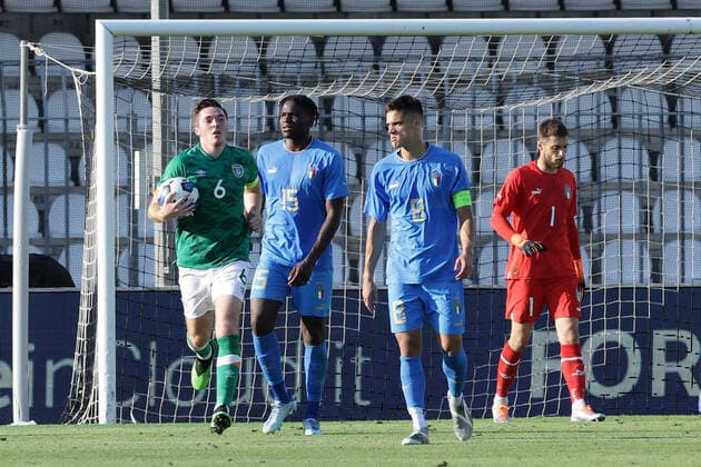 Conor Coventry of Republic of Ireland celebrates after scoring the goal of 3-1 during the UEFA Under 21 Championship 2023 Group F qualifying football match between Italy and Republic of Ireland at Cino e Lillo Del Duca stadium in Ascoli Piceno (Italy), June 14th, 2022. Photo Cesare Purini Insidefoto cesarexpurini