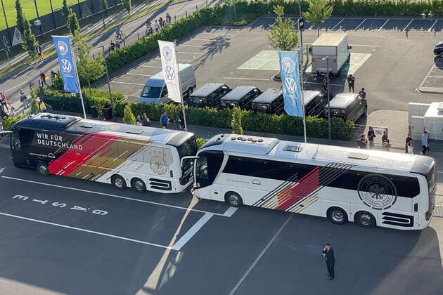 Team buses Germany are here Moenchengladbach 14 06 2022 Germany vs Italy, Nations League A3 4 matchday, Borussia Park