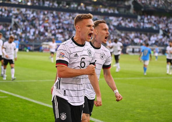 Football International UEFA Nations League 14 06 2022 in Moenchengladbach Germany Italy JUBEL Germany goal scorer for 1 0 Joshua Kimmich li hugged by David Raum