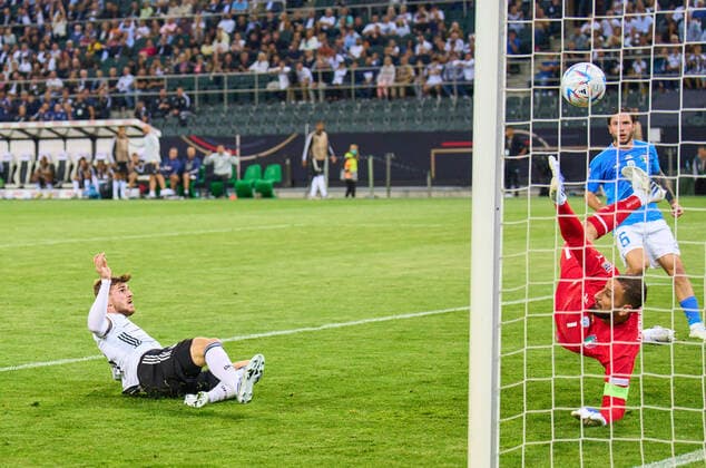 Timo Werner, DFB 9 scores, shoots goal , Tor, Treffer, Torschuss, 4-0 against Gianluigi Donnarumma, ITA goalkeeper 1 in the UEFA Nations League 2022 match GERMANY - ITALY in Season 2022 2023 on Juni 14, 2022 in Mönchengladbach, Germany.