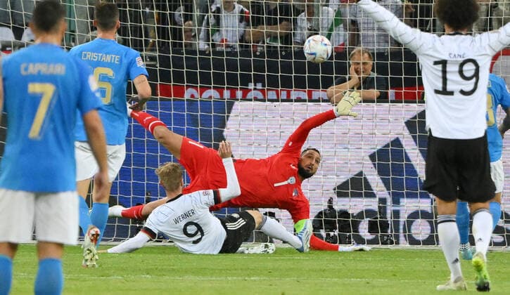 Timo Werner Germany scores against goalkeeper Gianluigi Donnarumma Italy goal to 4 0 14 06 2022, Football 2022, UEFA Nations League 2022 23, Matchday 4, Germany Italy Photo Maik Hölter TEAM2sportphoto Mönchengladbach Borussia Park Germany Team2