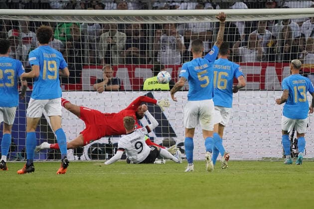 Timo Werner Germany Germany scores goal to 4 0 against goalkeeper Goalie Gianluigi Donnarumma Italy, Italia Moenchengladbach 14 06 2022 Germany vs Italy, Nations League A3 4 Matchday, Borussia Park