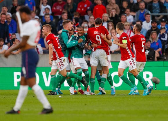 England v Hungary UEFA Nations League Hungary players celebrate Roland Sallai of Hungary second goal during the UEFA Nations League match between England and Hungary at Molineux, Wolverhampton Content Not Available For UK Newspapers Copyright: xPaulxChestertonx FIL-17013-0162 UK Newspapers OUT