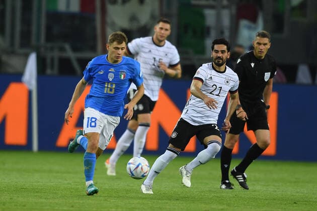 Nicolo Barella (Italy)Ilkay Gundogan (Germany) during the Uefa Uefa Nations League 2022_2023 match between Germany 5-2 Italy at Borussia-Park Stadium on June 14, 2022 in Monchengladbach, Germany. Noxthirdxpartyxsales  (191164151)