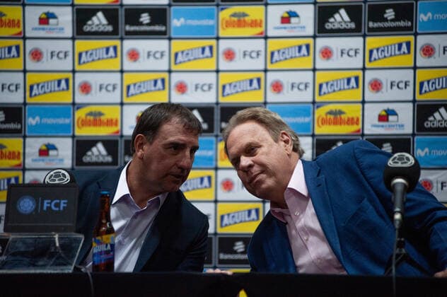 June 14, 2022, Bogota, Cundinamarca, Colombia: Colombia s federation of football soccer team unveils its new coach in replacement of Reinaldo Rueda in a press conference, PK, Pressekonferenz with new coach Nestor Lorenzo (Left) presented by Colombia s soccer team president Ramon Jesurun (Right) in Bogota, Colombia June 14, 2022. : Long Visual Press Bogota Colombia - ZUMAvp1_ 0161000826st Copyright: xChepaxBeltranx