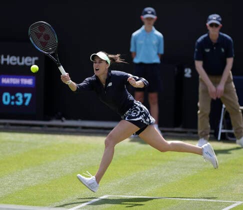 15th June 2022; Edgbaston Priory Club, Edgbaston, Birmingham, United Kingdom; Birmingham Classic Lawn Tennis tournament; Sorana Cirstea (ROU) in her match against Aleksandra Krunic (SRB)  ActionPlus12400105 RogerxEvans