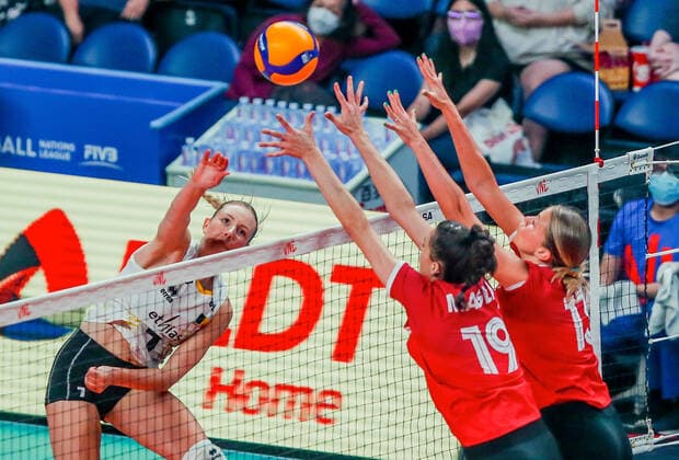 Volleyball, Women, Nations League, Canada - Belgium