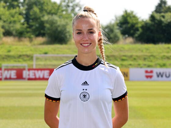 16 06 2022 German national soccer team national team women DFB EM European Championship 2022 UEFA Womens EURO photo appointment portrait appointment team squad single photo portrait portrait headshot DaMa single photo single photo portrait portrait headshot Giulia Gwinn women national team