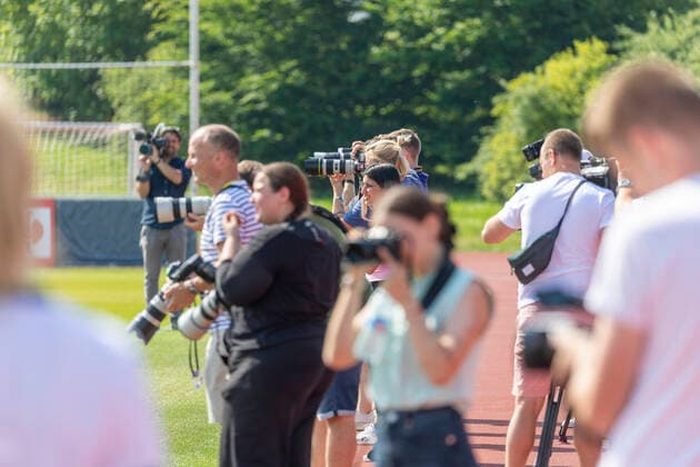 Reportage 16 06 2022 DFB womens national team at training camp at adidas in Herzogenaurach The women invite the press to Media Day Always followed by cameras on and off the pitch Herzogenaurach Bavaria Germany