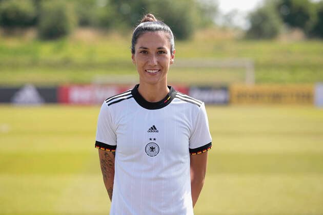 16 06 2022, Mediaday at DFB Team der Frauen, Germany, Herzogenaurach, Adi Dassler Sportplatz, In picture Sara Doorsoun DFL REGULATES PROHIBIT ANY USE OF PHOTOGRAPHS AS IMAGE SEQUENCES AND OR QUASI VIDEO Copyright: HMBxMedia xJulienxBecker