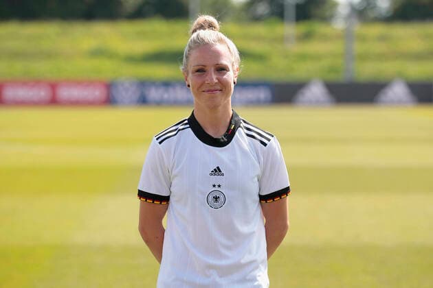 16 06 2022, Mediaday at DFB Team der Frauen, Germany, Herzogenaurach, Adi Dassler Sportplatz, In picture Svenja Huth DFL REGULATES PROHIBIT ANY USE OF PHOTOGRAPHS AS IMAGE SEQUENCES AND OR QUASI VIDEO Copyright: HMBxMedia xJulienxBecker