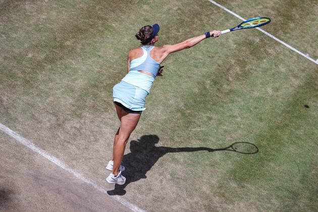 Belinda BENCIC SUI wins the semi-final against Maria SAKKARI GRE and becomes the first player to enter the final on Sunday, bett1open WTA 500, Berlin, LTTC Rot Weiß , 18 06 2022, Copyright: xClaudioxGärtnerx