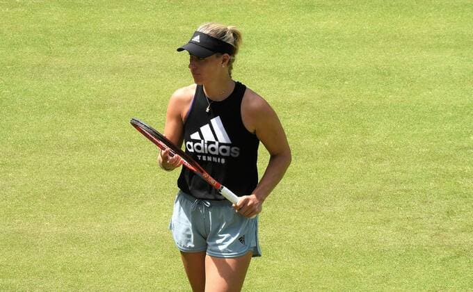 18 06 2022 Bad Homburg vor der Höhe, Kurpark WTA 250 Bad Homburg Open tennis pro Angelique Kerber practicing in the center court emspor, DFL regulations prohibit any use of photographs as image sequences and or quasi video