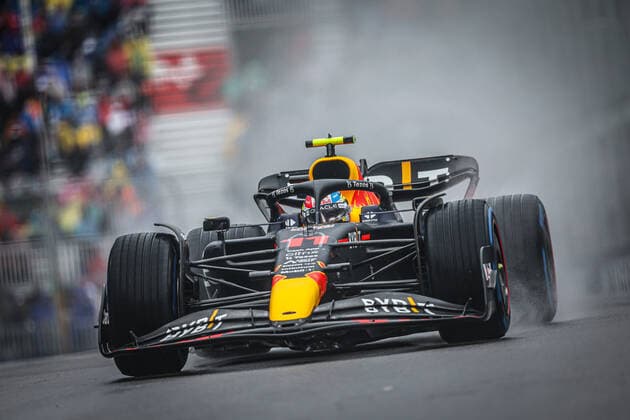 11 PEREZ Sergio (mex), Red Bull Racing RB18, action during the Formula 1 AWS Grand Prix du Canada 2022, 9th round of the 2022 FIA Formula One World Championship, WM, Weltmeisterschaft on the Circuit Gilles Villeneuve, from June 17 to 19, 2022 in Montreal, Canada - F1 - CANADIAN GRAND PRIX 2022 DPPI Panoramic  GOOD1377