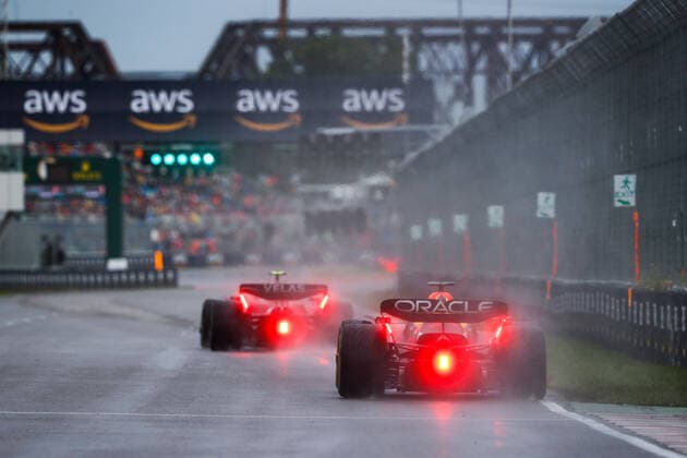 01 VERSTAPPEN Max (nld), Red Bull Racing RB18, action during the Formula 1 AWS Grand Prix du Canada 2022, 9th round of the 2022 FIA Formula One World Championship, WM, Weltmeisterschaft on the Circuit Gilles Villeneuve, from June 17 to 19, 2022 in Montreal, Canada - F1 - CANADIAN GRAND PRIX 2022 DPPI Panoramic  00122022__V2_5200