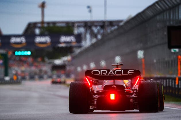01 VERSTAPPEN Max (nld), Red Bull Racing RB18, action during the Formula 1 AWS Grand Prix du Canada 2022, 9th round of the 2022 FIA Formula One World Championship, WM, Weltmeisterschaft on the Circuit Gilles Villeneuve, from June 17 to 19, 2022 in Montreal, Canada - F1 - CANADIAN GRAND PRIX 2022 DPPI Panoramic  00122022__V2_5286