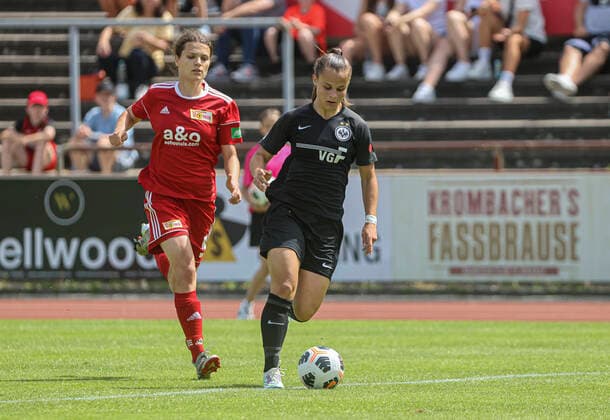 Football B JUNIORINNEN Eintracht Frankfurt 1 FC Union Berlin 18 06 22, Amalia Wichmann Union , flawless hat trick by Sarah Preuss EF , after 4 0 victory entry into the final of the German championship against Hamburger SV,
