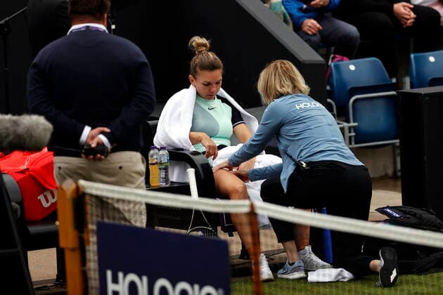 Tennis - 2022 WTA, Tennis Damen Rothesay Birmingham Classic Championships - Edgbaston Priory Club - Sunday 19th June 2022 Number two seed Simona Halep (ROU) during her semi final defeat in three sets against Beatriz Haddad Maia (BRZ) , at 2022 Rothesay Birmingham Classic Championships. 