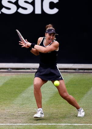 Tennis - 2022 WTA, Tennis Damen Rothesay Birmingham Classic Championships - Edgbaston Priory Club - Sunday 19th June 2022 Beatriz Haddad Maia (BRZ) during her semi final win in three sets against number two seed Simona Halep (ROU), at 2022 Rothesay Birmingham Classic Championships. 