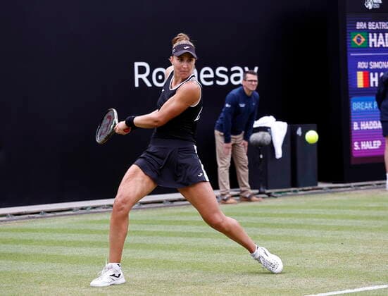 Tennis - 2022 WTA, Tennis Damen Rothesay Birmingham Classic Championships - Edgbaston Priory Club - Sunday 19th June 2022 Beatriz Haddad Maia (BRZ) during her semi final win in three sets against number two seed Simona Halep (ROU), at 2022 Rothesay Birmingham Classic Championships. 