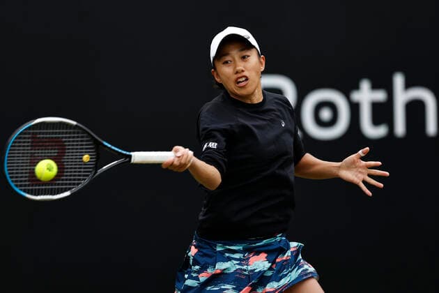 Tennis - 2022 WTA, Tennis Damen Rothesay Birmingham Classic Championships - Edgbaston Priory Club - Sunday 19th June 2022 Number eight seed Shuai Zhang (CHN) in action before she retired during the first set of her final against Beatriz Haddad Maia (BRZ). 