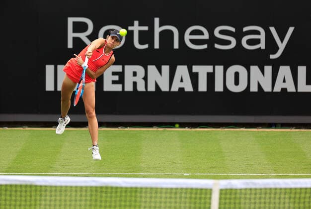 19th June 2022, Devonshire Park, Eastbourne, England; Rothesy International WTA, Tennis Damen 500 series Lawn Tennis Tournament; Magda Linette (POL) serves to Danka Kovinic (MNE)  ActionPlus12401389 HongboxChen
