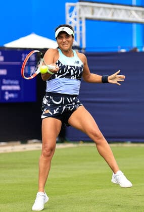 19th June 2022, Devonshire Park, Eastbourne, England; Rothesy International WTA, Tennis Damen 500 series Lawn Tennis Tournament; Heather Watson (GBR) plays a forehand against Lesai Tsurenko (UKR)  ActionPlus12401403 HongboxChen