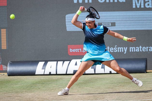 Ons JABEUR TUN, bett1open WTA 500, Berlin, LTTC Rot Weiß , 19 06 2022, Copyright: xClaudioxGärtnerx