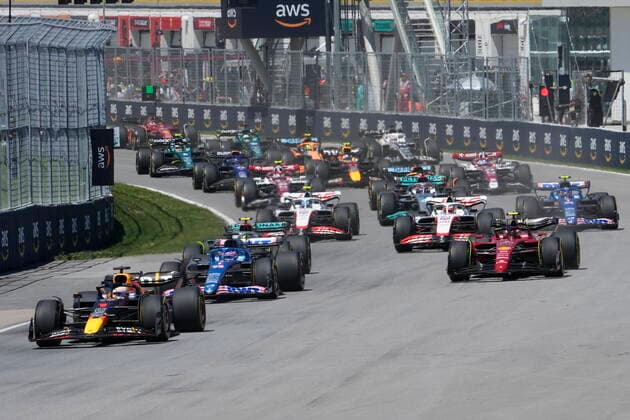 June 19, 2022, Montreal, PQ, Canada: Red Bull Racing driver Max Verstappen (left) leads Alpine driver Fernando Alonso (centre) and Ferrari driver Carlos Sainz (right) at the start of the Canadian Grand Prix in Montreal on Sunday, June 19, 2022. Canada News - June 19, 2022  - ZUMAc35_ 20220619_zaf_c35_005 Copyright: xRyanxRemiorzx
