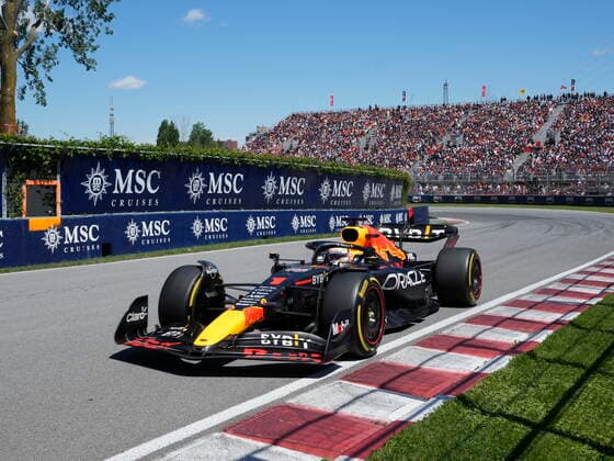 June 19, 2022, Montreal, PQ, Canada: Red Bull Racing driver Max Verstappen (right) leads the pack at the Canadian Grand Prix in Montreal on Sunday, June 19, 2022. Canada News - June 19, 2022  - ZUMAc35_ 20220619_zaf_c35_007 Copyright: xRyanxRemiorzx