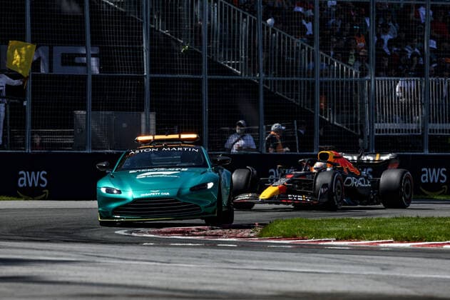 safety car, 01 VERSTAPPEN Max (nld), Red Bull Racing RB18, action during the Formula 1 AWS Grand Prix du Canada 2022, 9th round of the 2022 FIA Formula One World Championship, WM, Weltmeisterschaft on the Circuit Gilles Villeneuve, from June 17 to 19, 2022 in Montreal, Canada - F1 - CANADIAN GRAND PRIX 2022 - RACE DPPI Panoramic  GOOD4422