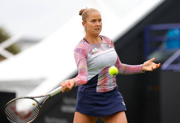19th June 2022, Devonshire Park, Eastbourne, England; Rothesy International WTA, Tennis Damen 500 series Lawn Tennis Tournament; Shelby Rogers (USA) plays a forehand against Marie Bouzkova (CEZ)  ActionPlus12401648 HongboxChen