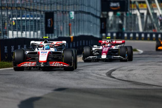 47 SCHUMACHER Mick (ger), Haas F1 Team VF-22 Ferrari, 24 ZHOU Guanyu (chi), Alfa Romeo F1 Team ORLEN C42, action during the Formula 1 AWS Grand Prix du Canada 2022, 9th round of the 2022 FIA Formula One World Championship, WM, Weltmeisterschaft on the Circuit Gilles Villeneuve, from June 17 to 19, 2022 in Montreal, Canada - F1 - CANADIAN GRAND PRIX 2022 - RACE DPPI Panoramic 20220619_GOOD4100