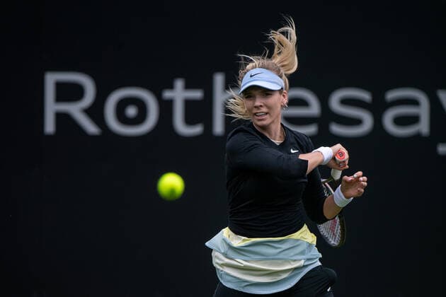 EASTBOURNE, ENGLAND - JUNE 19: Katie Boulter of Great Britain plays against Tereza Martincova of Czech Republic during the Women s Singles at Devonshire Park on June 19, 2022 in Eastbourne, E Rothesay International Eastbourne - Day Two Copyright: xSebastianxFrejx
