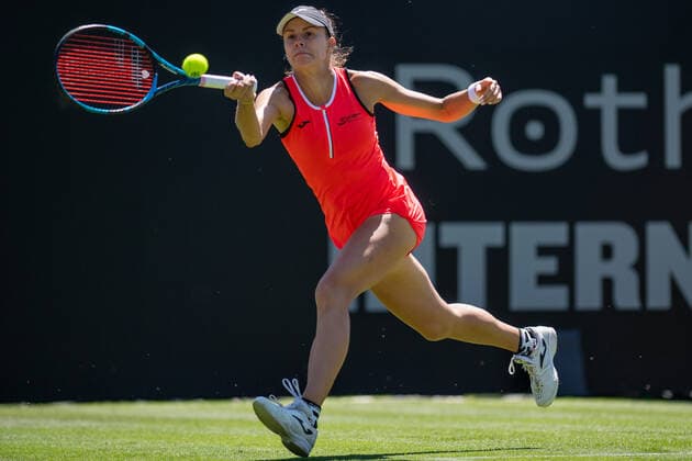 EASTBOURNE, ENGLAND - JUNE 20: Magda Linette of Poland plays against Alison Riske at Devonshire Park on June 20, 2022 in Eastbourne, E Rothesay International Eastbourne - Day Three Copyright: xSebastianxFrejx