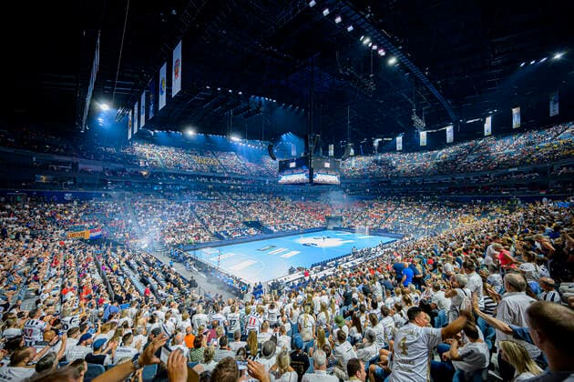 Cologne, Germany 19 June 2022 Handball EHF CL Final4 21 22 Final Barca vs Lomza Vive Kielce Overview Lanxess Arena with spectators Cologne Lanxess Arena North Rhine Westphalia Germany