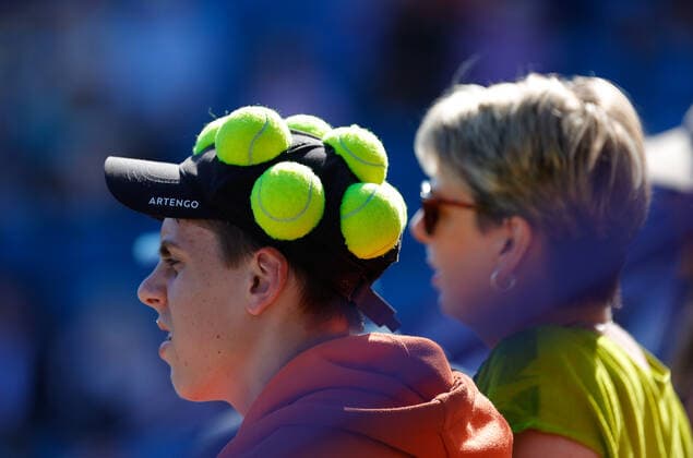 20th June 2022, Devonshire Park, Eastbourne, England; Eastbourne International Lawn Tennis Tournament; A teninis fan wearing a decorated cap at the Centre Court  ActionPlus12401804 HongboxChen