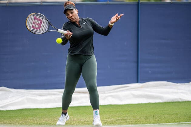 EASTBOURNE, ENGLAND - JUNE 21: Serena Williams of United States practice with Ons Jabeur of Tunisia ahead of their Women s Doubles Round of 16 match against Marie Bouzkova and Sara Sorribes Tormeo during Day Four of Rothesay International Eastbourne match on Day 4 of the Devonshire Park on June 21, 2022 in Eastbourne, E Rothesay International Eastbourne - Day Four Copyright: xSebastianxFrejx