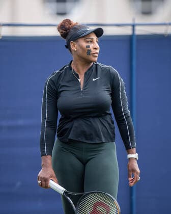 EASTBOURNE, ENGLAND - JUNE 21: Serena Williams of United States practice with Ons Jabeur of Tunisia ahead of their Women s Doubles Round of 16 match against Marie Bouzkova and Sara Sorribes Tormeo during Day Four of Rothesay International Eastbourne match on Day 4 of the Devonshire Park on June 21, 2022 in Eastbourne, E Rothesay International Eastbourne - Day Four Copyright: xSebastianxFrejx