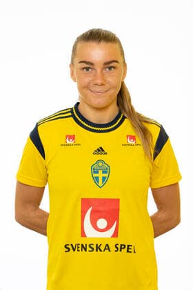 220621 Ebba Hed poses for a portrait during a photo shoot with the Swedish U23 womens national football team on June 21, 2022 in Helsingborg,  Copyright: MATHILDAxAHLBERG BB220621BB138