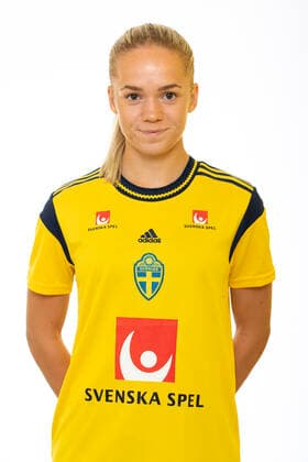 220621 Hanna Lundkvist poses for a portrait during a photo shoot with the Swedish U23 womens national football team on June 21, 2022 in Helsingborg,  Copyright: MATHILDAxAHLBERG BB220621BB139
