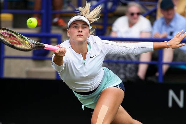 TENNIS - WTA, Tennis Damen Rothesay International Eastbourne 2022 EASTBOURNE,ENGLAND,21.JUN.22 - TENNIS - WTA Tour, Rothesay International Eastbourne. Image shows Marta Kostyuk (UKR).  GEPAxpictures xAlanxGrieves