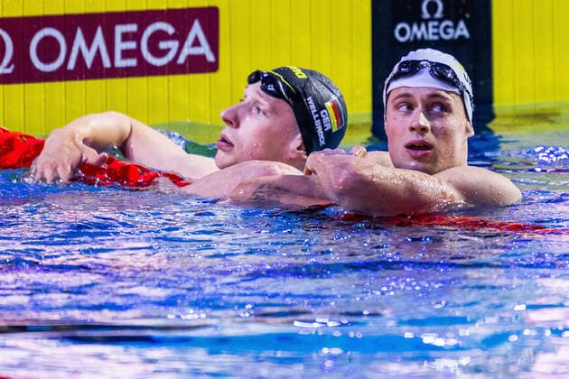 Sport Themen der Woche KW25 Sport Bilder des Tages 220621 Florian Wellbrock of Germany and Mykhailo Romanchuk of Ukraine compete in the final of men s 800 meter freestyle swimming during day 5 of the 2022 FINA World Championships on June 21, 2022 in Budapest. Photo: Mathias Bergeld BILDBYRAN kod MB MB0403 simning swimming 2022 fina world championships day 5 bbeng sim-vm vm final Mychajlo Romantjuk tyskland ukraina *** 220621 Florian Wellbrock of Germany and Mykhailo Romanchuk of Ukraine compete in the final of men s 800 meter freestyle swimming during day 5 of the 2022 FINA World Championships on June 21, 2022 in Budapest Photo Mathias Bergeld BILDBYRAN kod MB MB0403 simning swimming 2022 fina world championships day 5 bbeng sim vm vm final Mychajlo Romantjuk tyskland ukraina,  Copyright: MATHIASxBERGELD BB220621MB105
