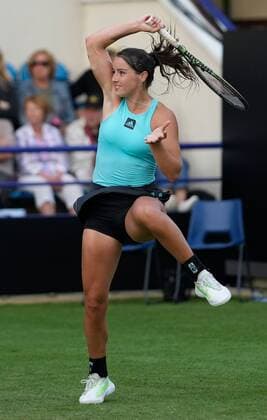 Mandatory Credit: Photo by Dave Shopland Shutterstock (12992813gg) Great Britain s Jodie Burrage in her 2nd round win Rothesay International Eastbourne, Tennis, Devonshire Park, Eastbourne, UK - 21 Jun 2022 Rothesay International Eastbourne, Tennis, Devonshire Park, Eastbourne, UK - 21 Jun 2022  Copyright: xDavexShopland Shutterstockx 12992813gg