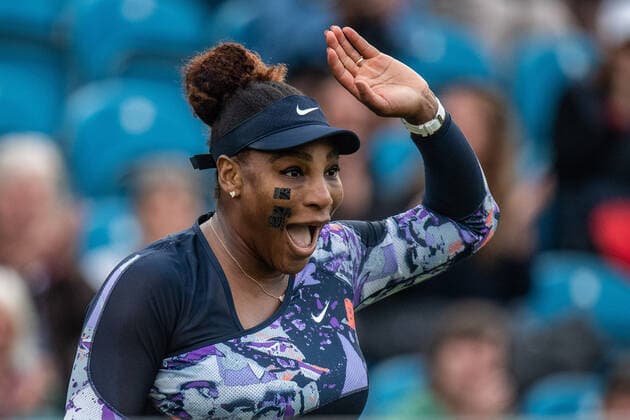 EASTBOURNE, ENGLAND - JUNE 21: Serena Williams of United States plays during their Women s Doubles Round of 16 match together with with Ons Jabeur of Tunisia against Marie Bouzkova and Sara Sorribes Tormeo during Day Four of Rothesay International Eastbourne match on Day 4 of the Devonshire Park on June 21, 2022 in Eastbourne, E Rothesay International Eastbourne - Day Four Copyright: xSebastianxFrejx