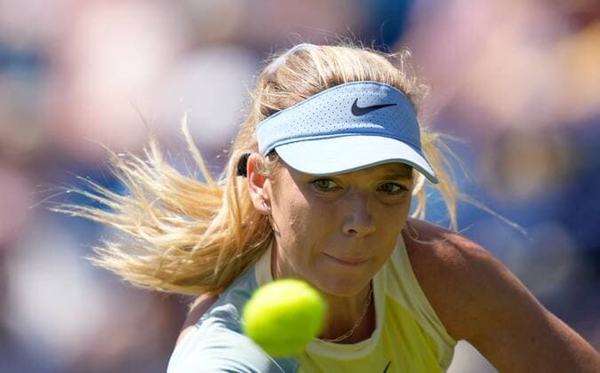 Mandatory Credit: Photo by Dave Shopland Shutterstock (12992814aj) Great Britain s Katie Boulter action Rothesay International Eastbourne, Tennis, Devonshire Park, Eastbourne, UK - 22 Jun 2022 Rothesay International Eastbourne, Tennis, Devonshire Park, Eastbourne, UK - 22 Jun 2022  Copyright: xDavexShopland Shutterstockx 12992814aj