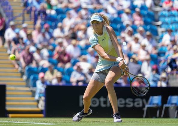 Mandatory Credit: Photo by Dave Shopland Shutterstock (12992814u) Great Britain s Katie Boulter action Rothesay International Eastbourne, Tennis, Devonshire Park, Eastbourne, UK - 22 Jun 2022 Rothesay International Eastbourne, Tennis, Devonshire Park, Eastbourne, UK - 22 Jun 2022  Copyright: xDavexShopland Shutterstockx 12992814u